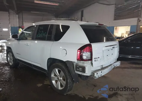 2015 Jeep Compass High Altitude Edition из США, поврежденный, VIN 1C4NJDEB9FD303347